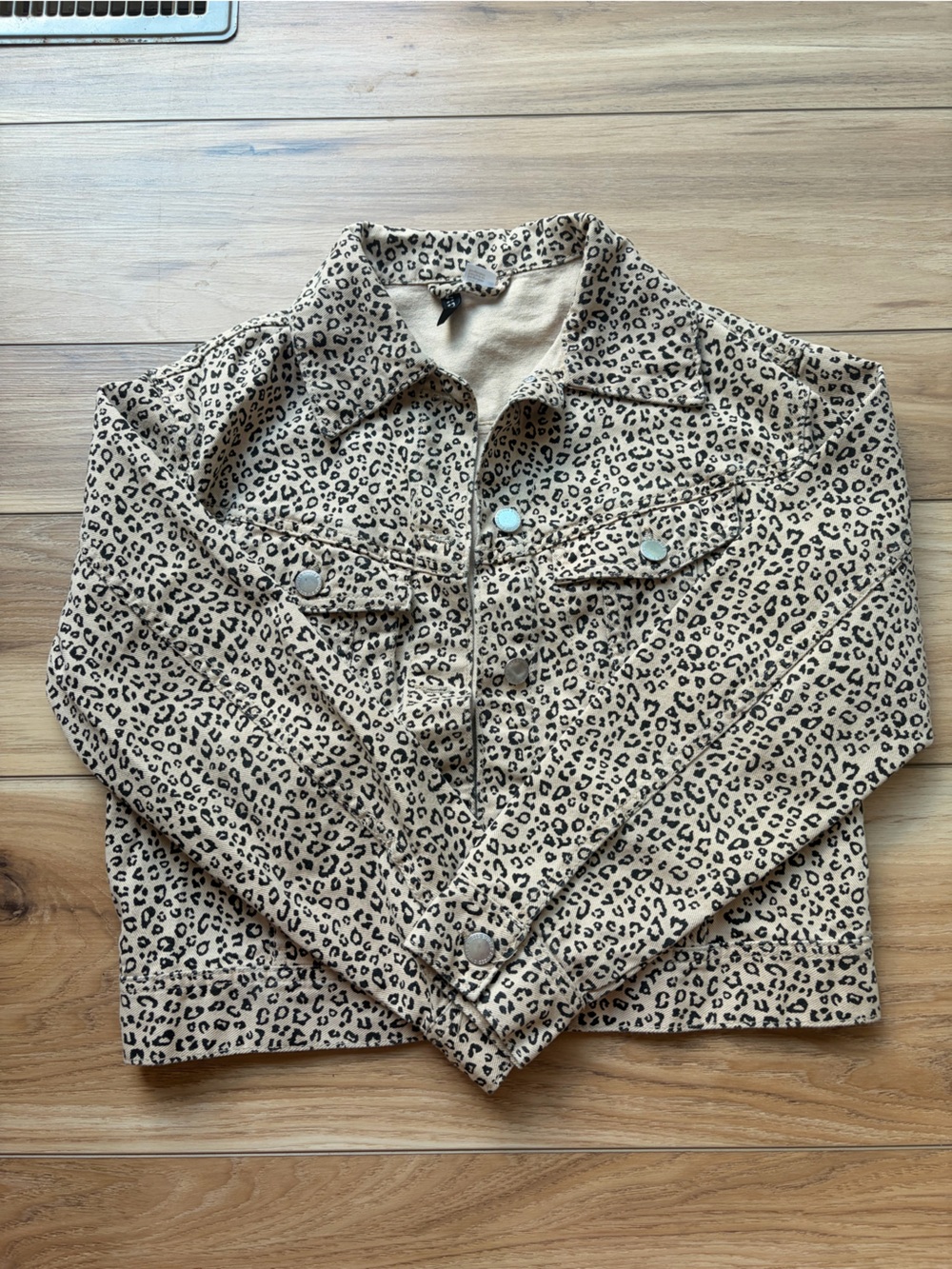 Leopard Print Button-Front Jacket - Tan & Black